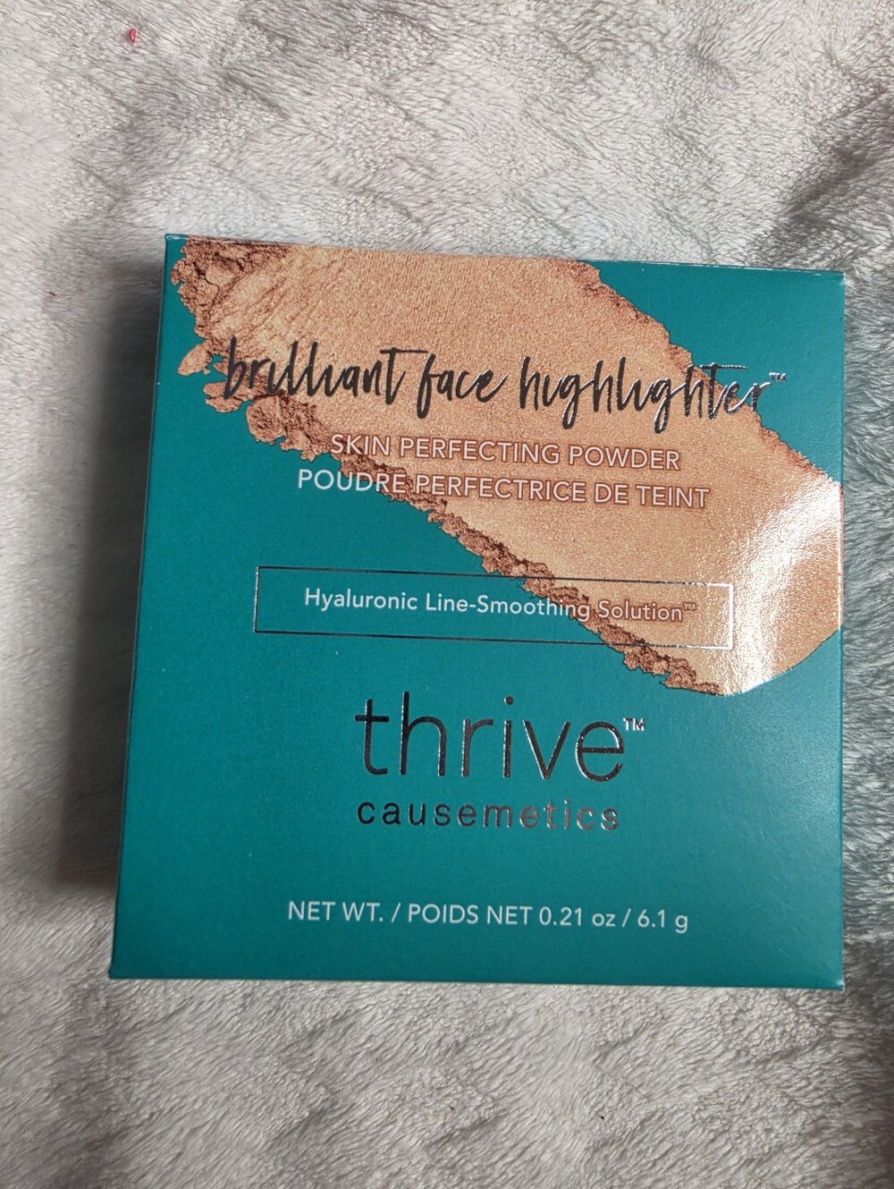 Thrive Causemetics Face Highlighter Skin Perfecting Powder